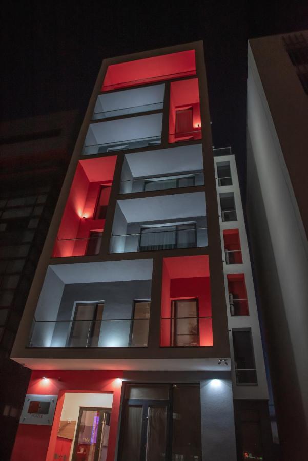 Puzzle Apartaments&Studios Craiova Buitenkant foto